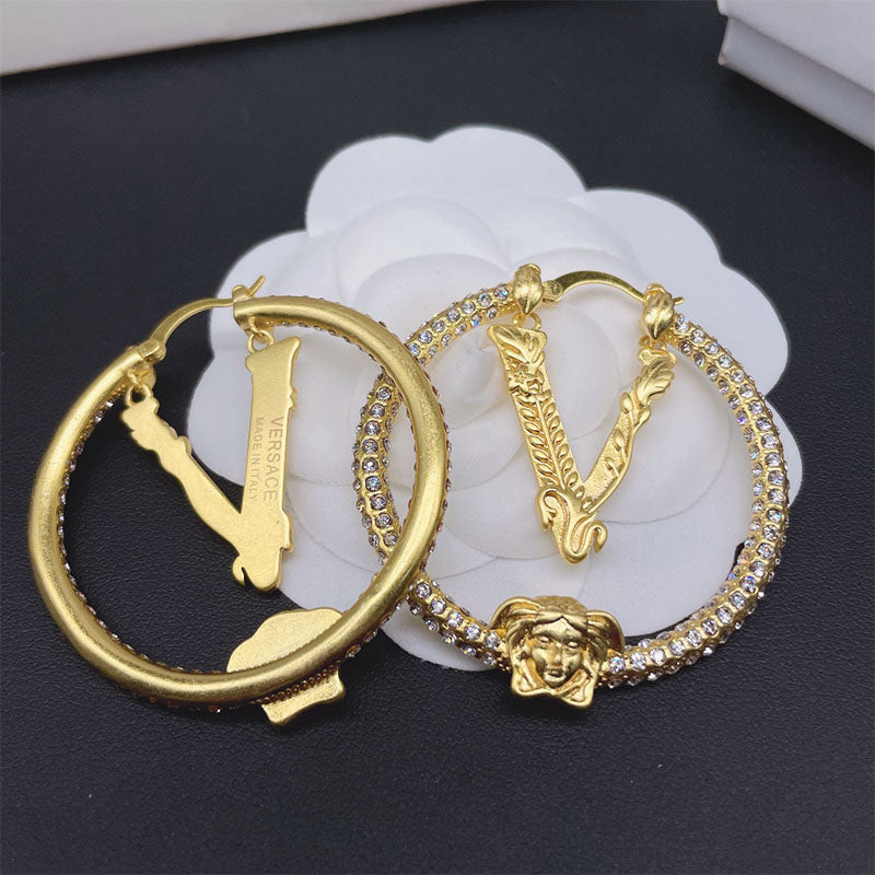 3V05EDE Stylish Earrings
