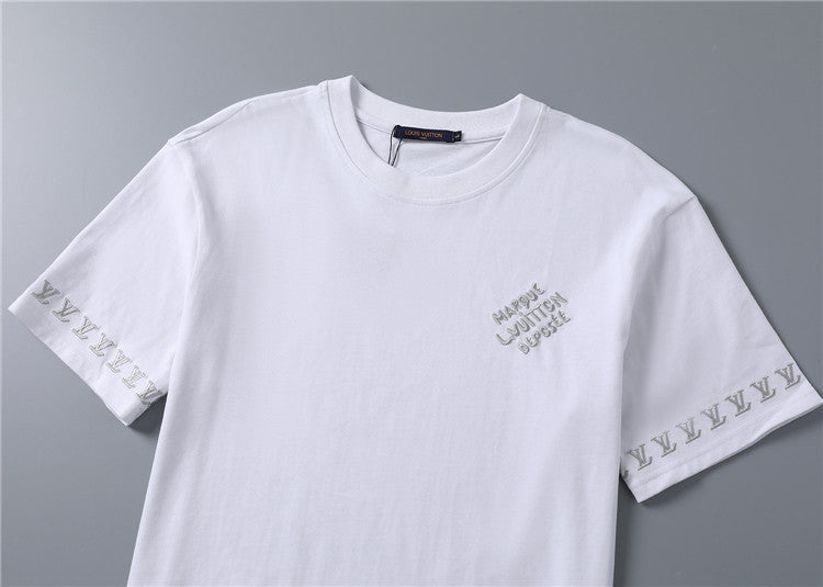 135WE82UDE Stylish T-shirts
