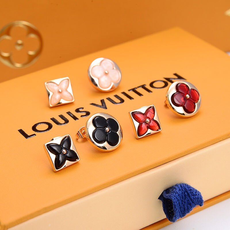 14E297EDE Stylish Earrings