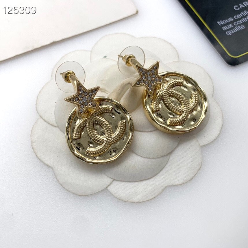1YC92EDE Stylish Earrings