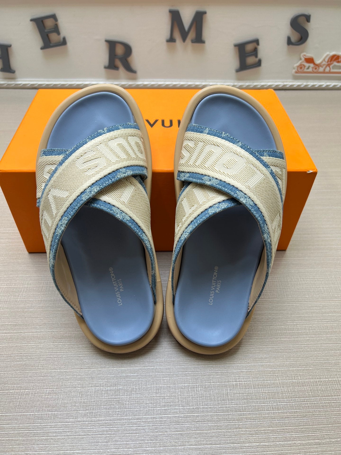 535ZE272ZDE Stylish Slippers