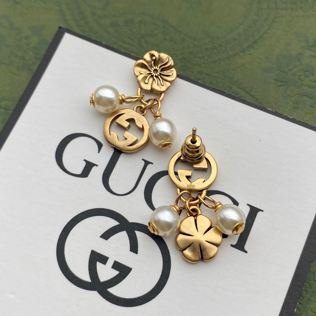 1YB327EDE Stylish Earrings