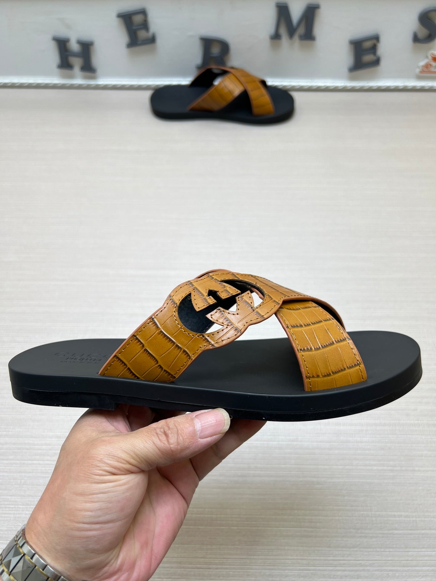 54B12ZDE Stylish slippers