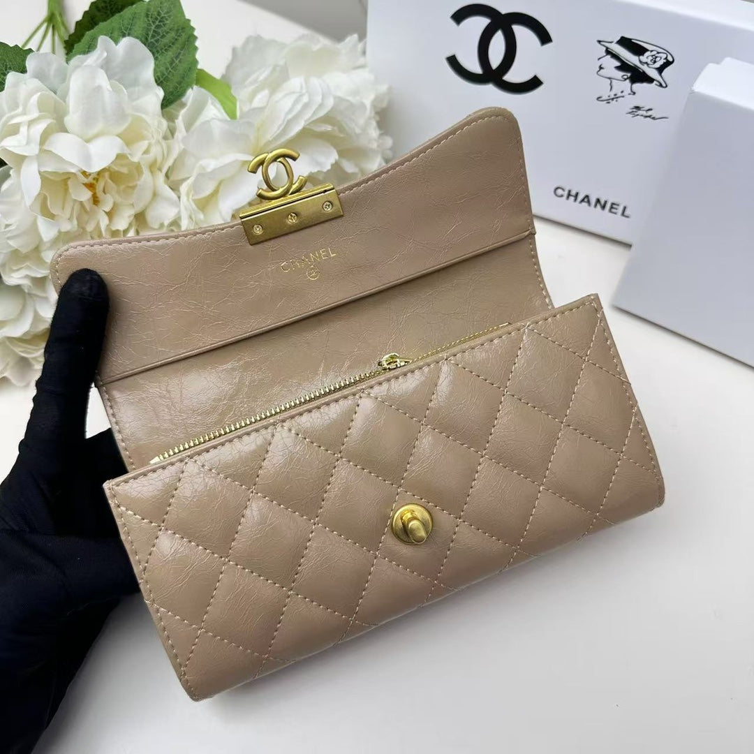 15RC84BDE Stylish leather bag
