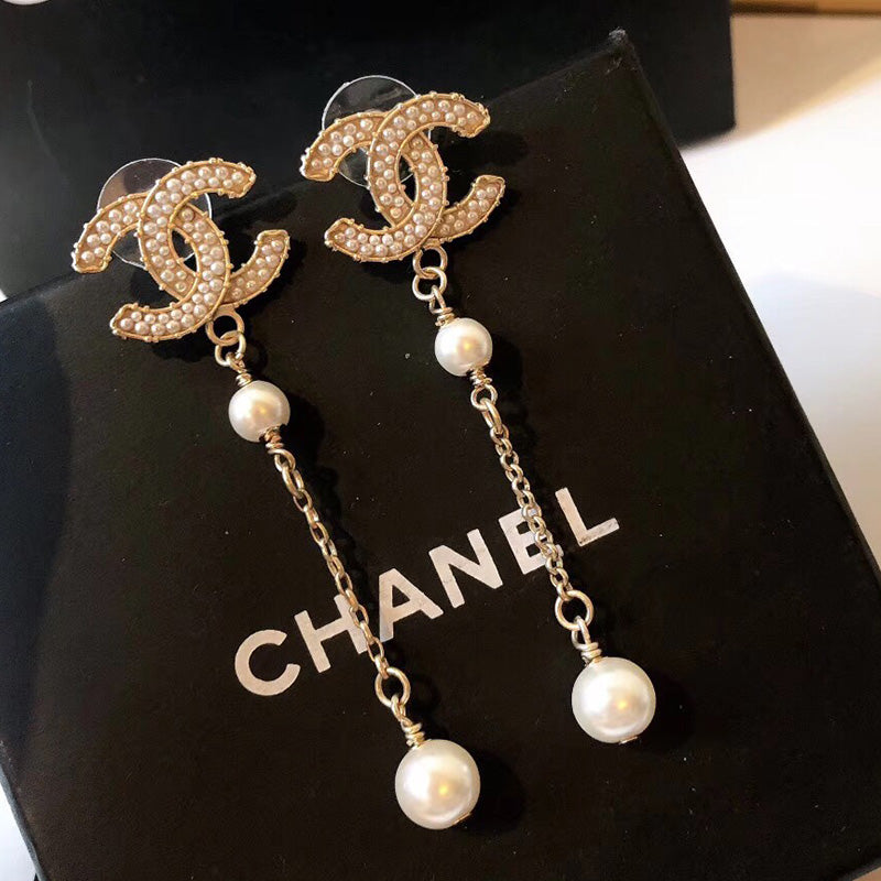 14C58EDE Stylish Earrings