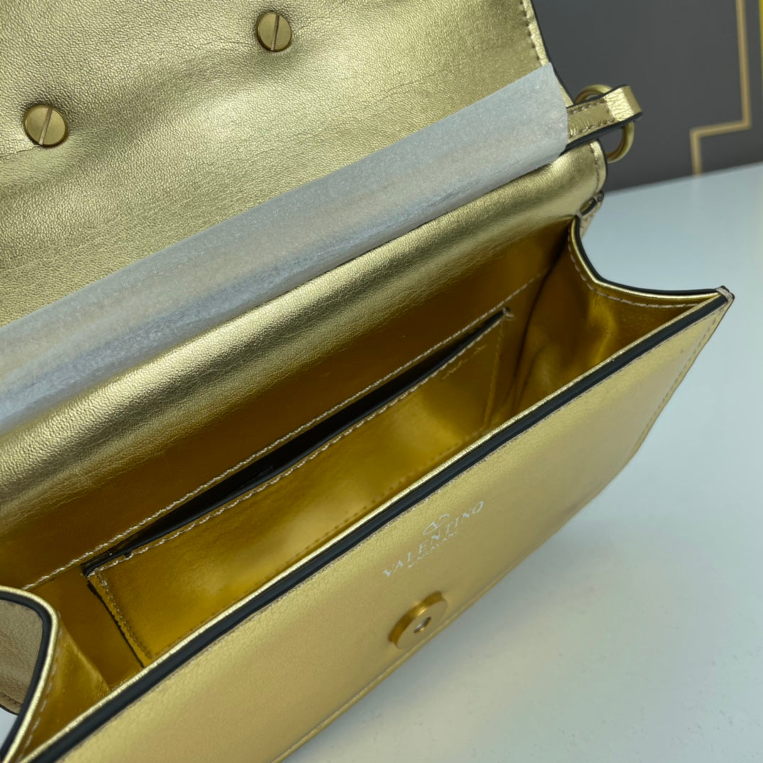 1WVL114BDE Stylish leather bag