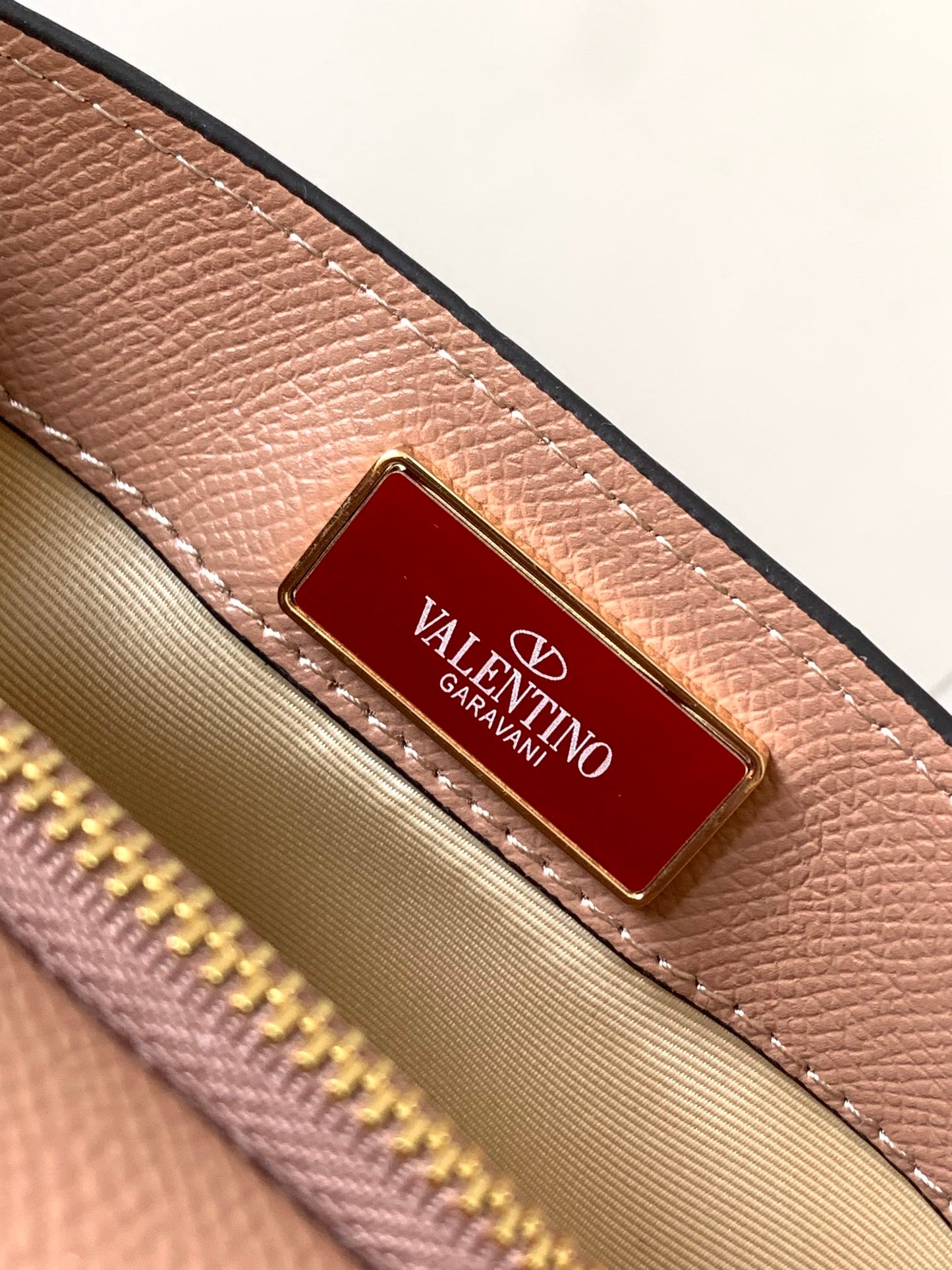 1XVL272BDE Stylish leather bag 