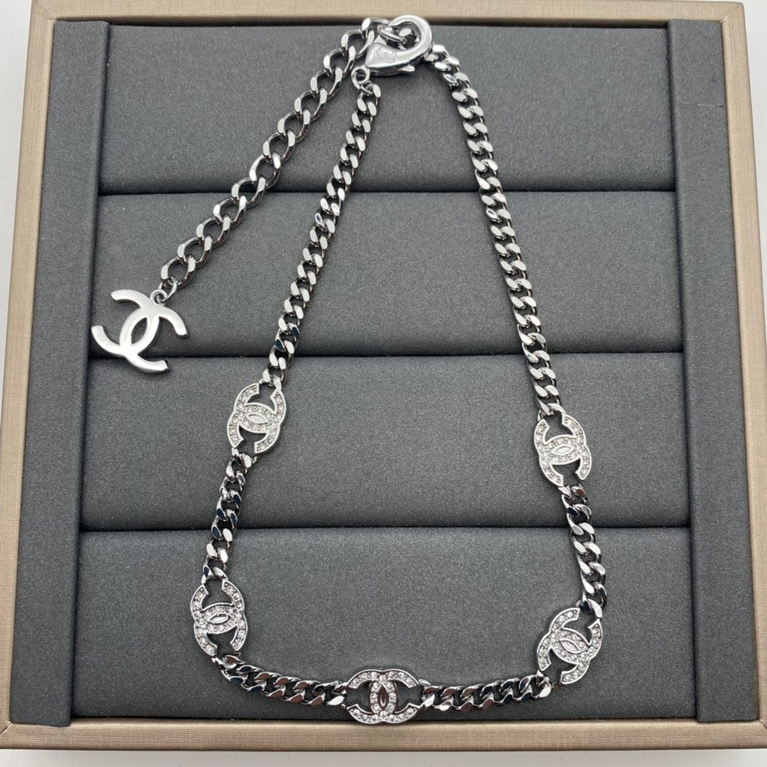 1NC81XDE Stylish  necklace bracelet