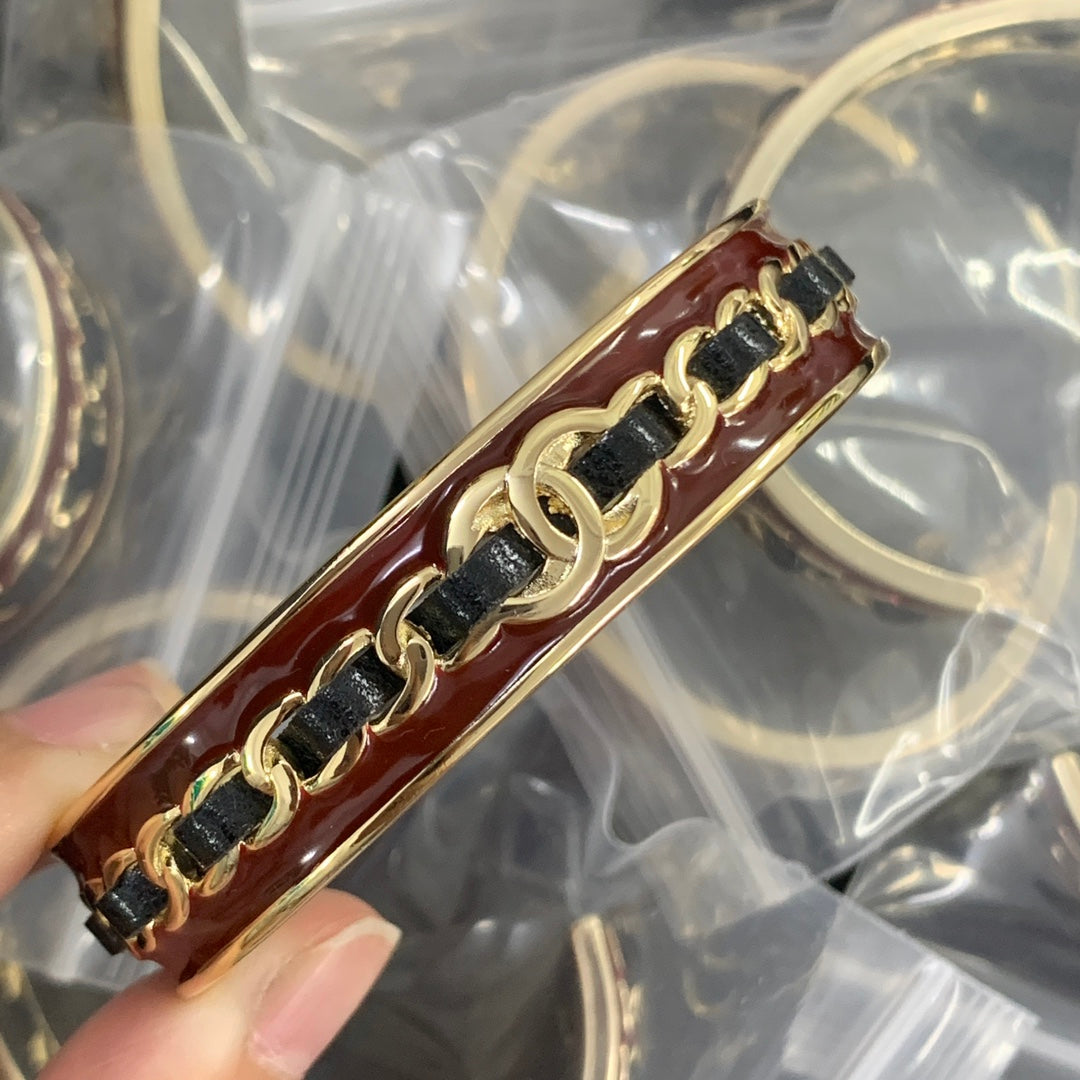 84C60KDE Stylish Bracelets