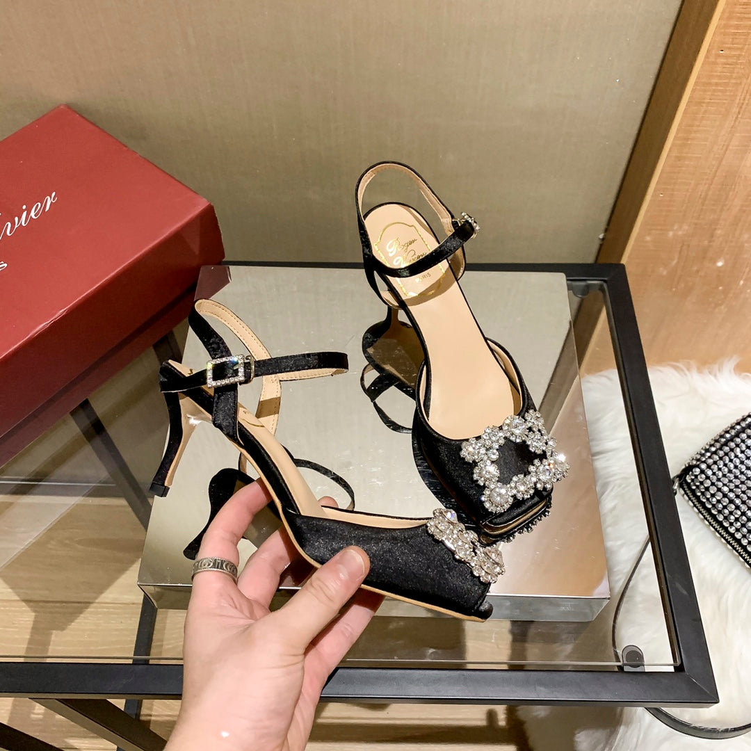 14A82ZDE Stylish High heels
