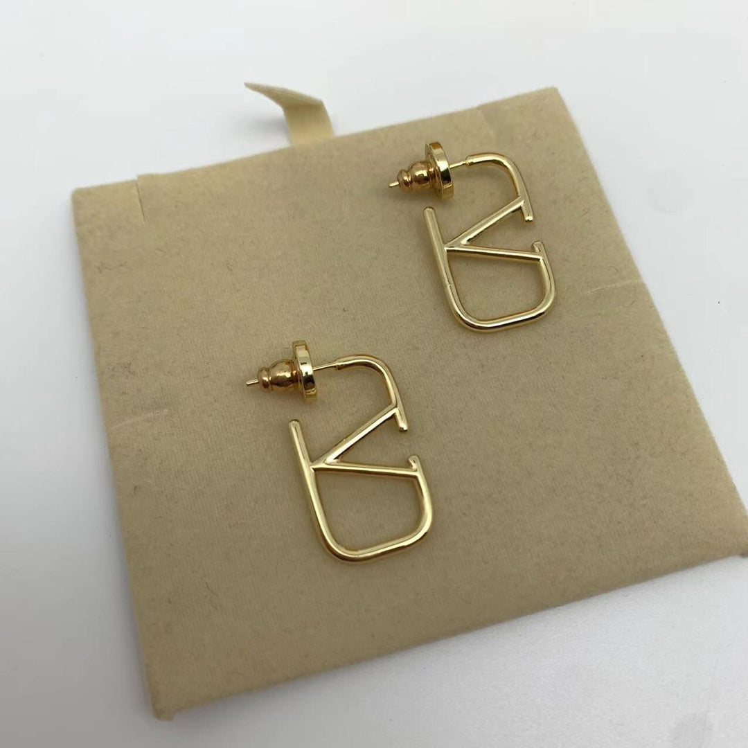 1XVL401EDE Stylish Earrings