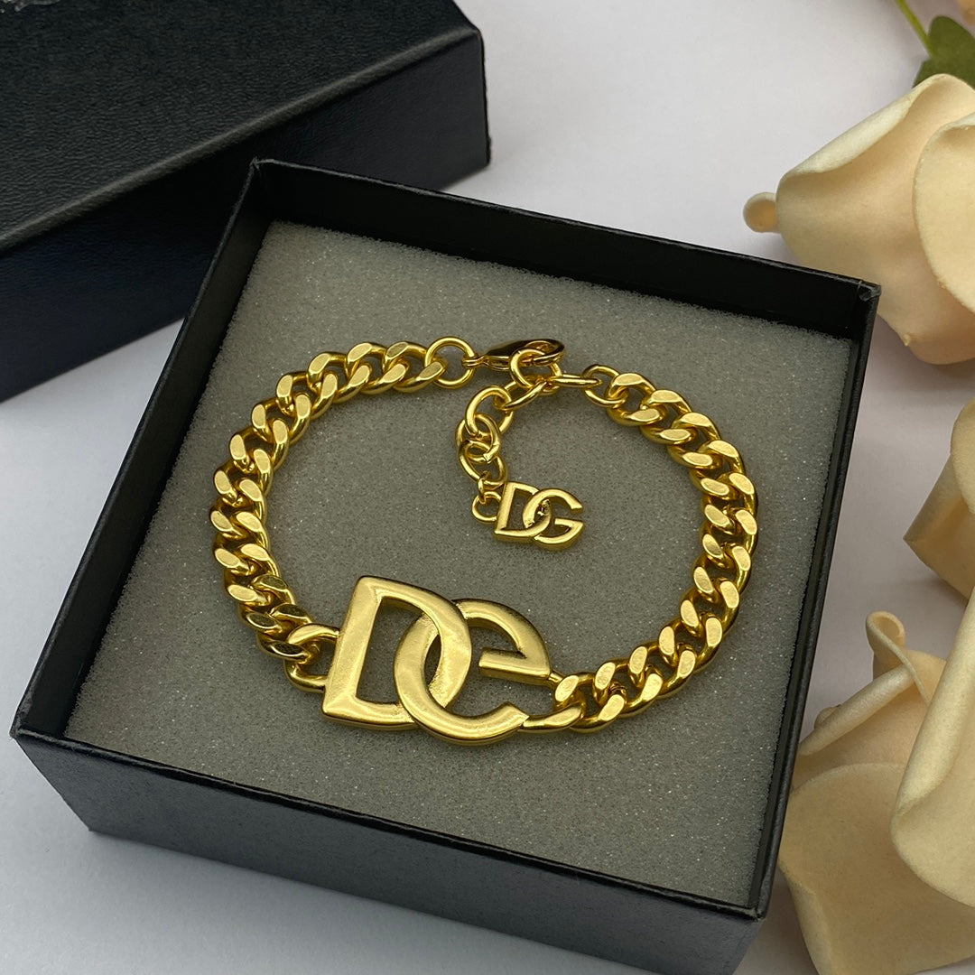 15NA5XDE Stylish  Bracelets Necklaces