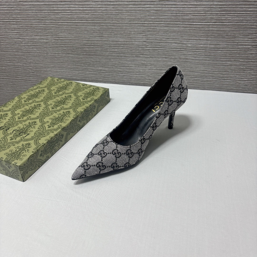 1LB21ZDE Stylish High heels (Heel height 8cm )