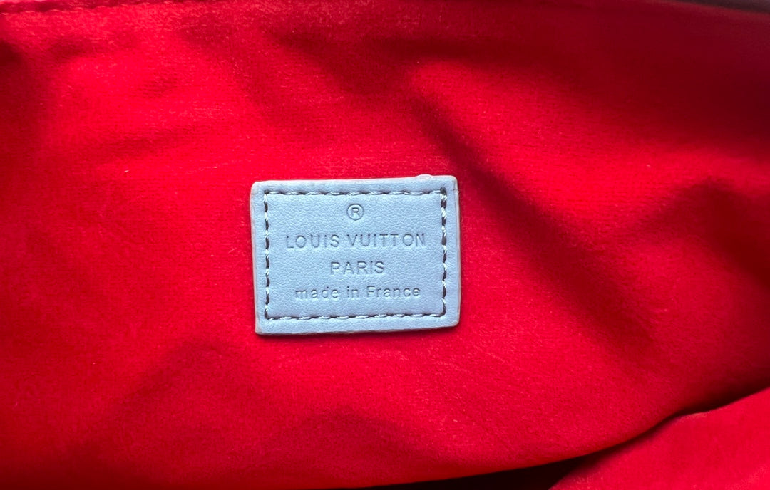 1XE180EDE Stylish leather bag 