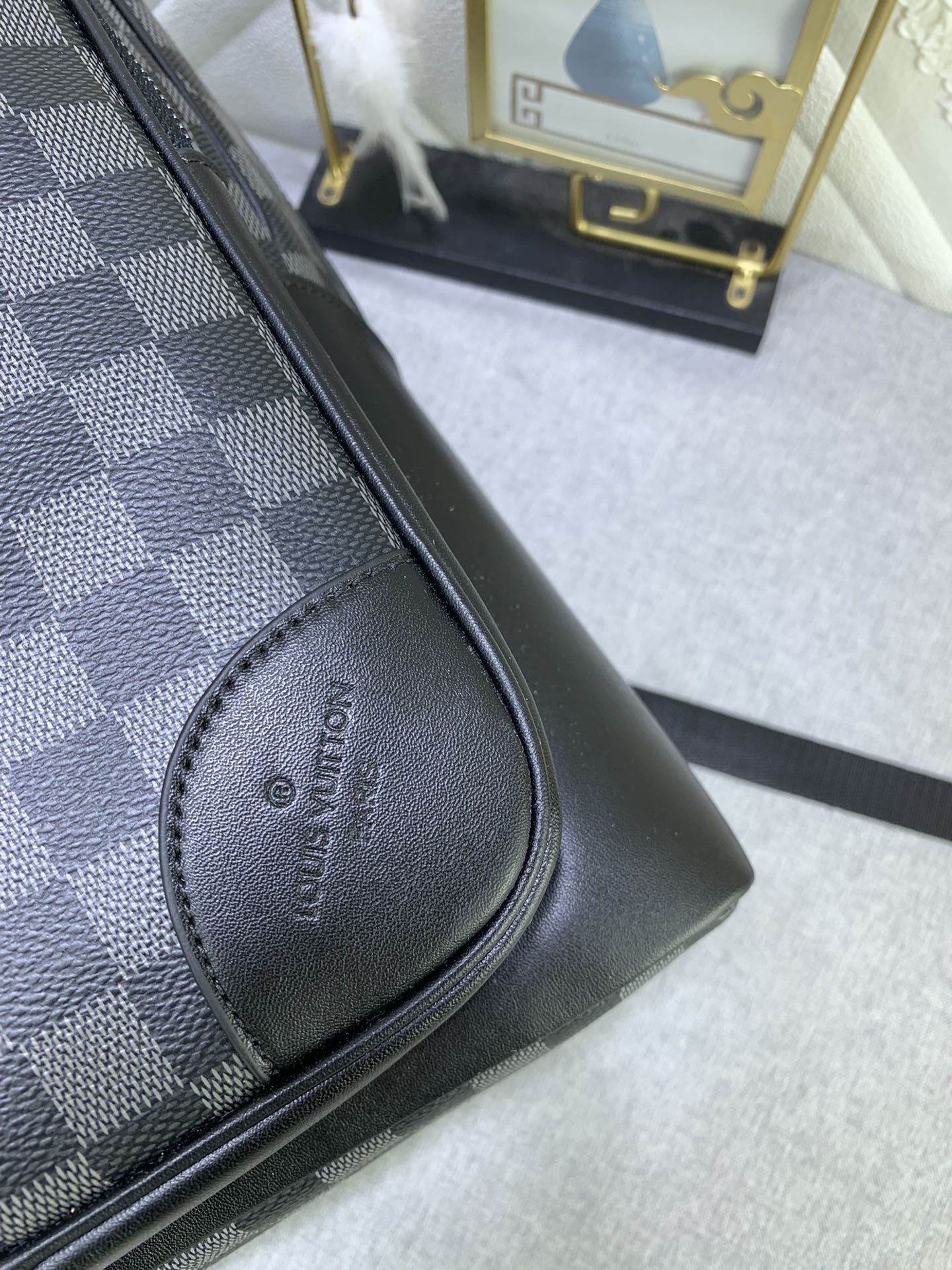 2XE346BDE Stylish leather bag 