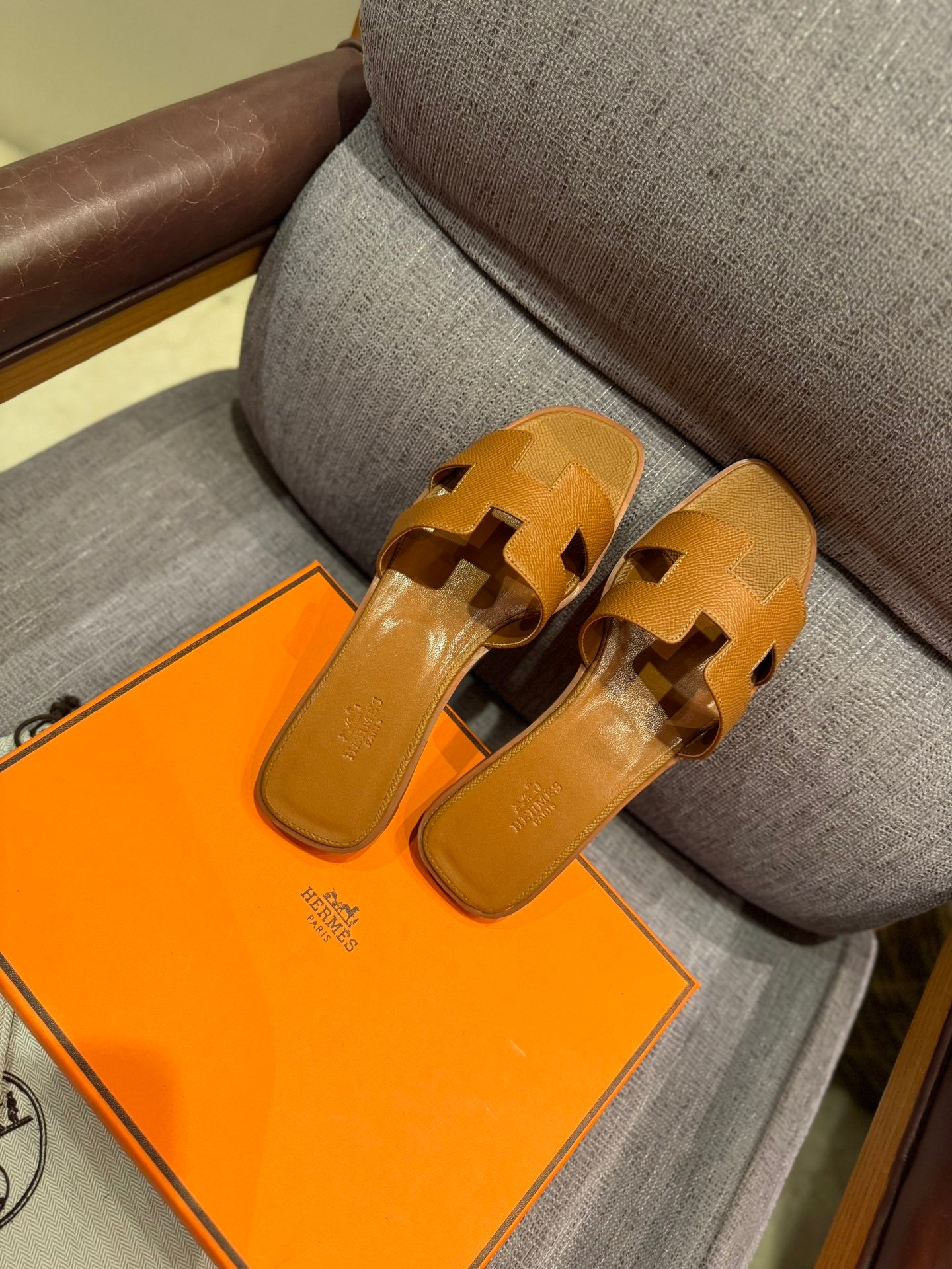 1ZH236ZDE Stylish Slippers