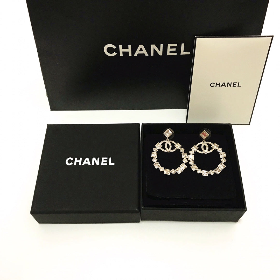 14C93EDE Stylish Earrings