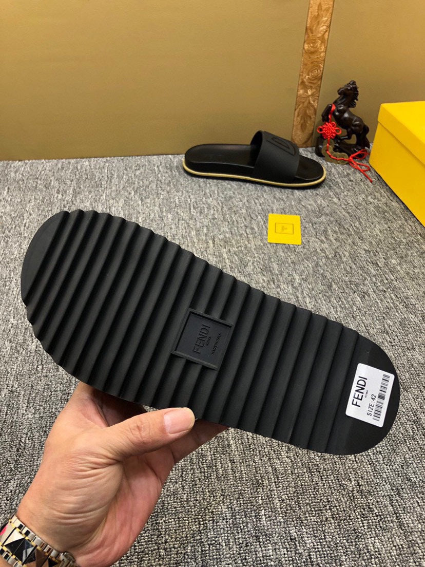 5XF106ZDE Stylish Slippers