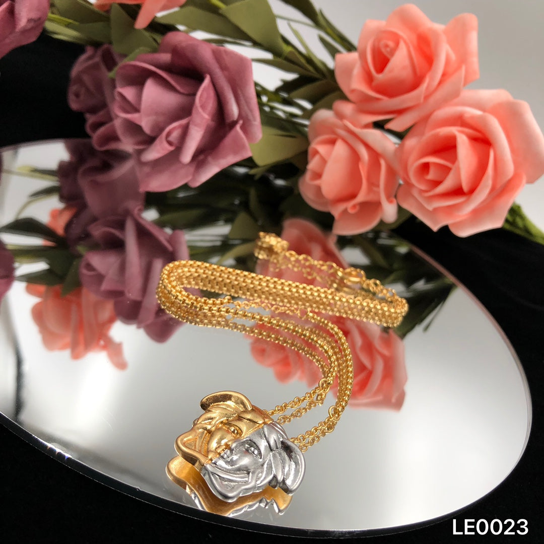 175RV49XDE Stylish Necklaces