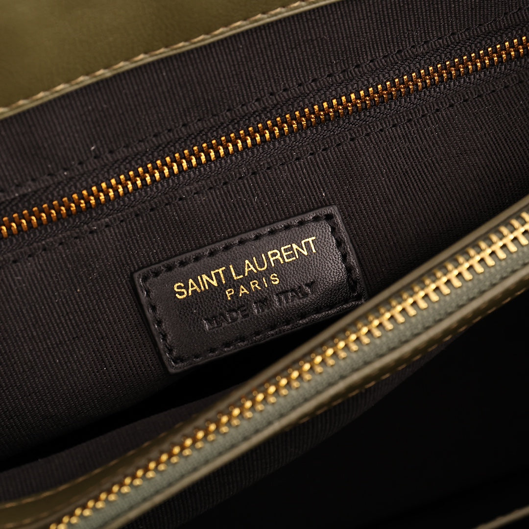 1XSL267BDE Stylish leather bag 