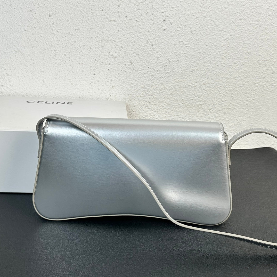 1XE271BDE Stylish leather bag 