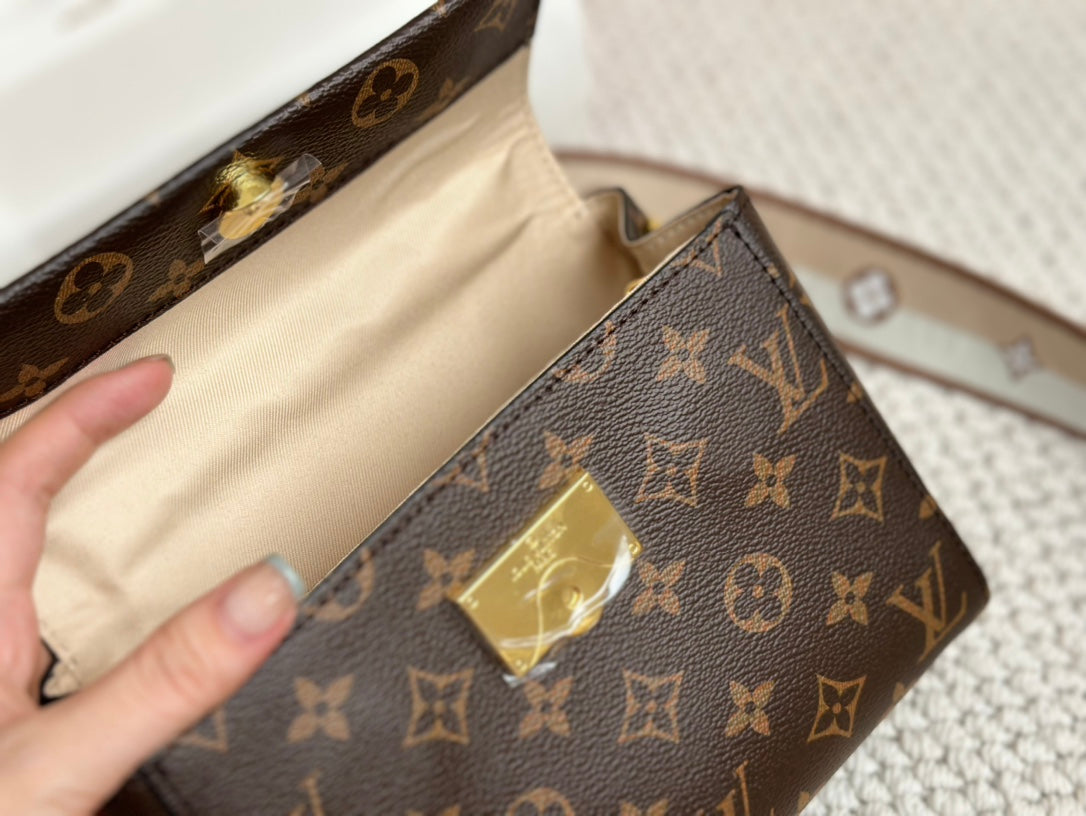 6XE122BDE Stylish leather bag 