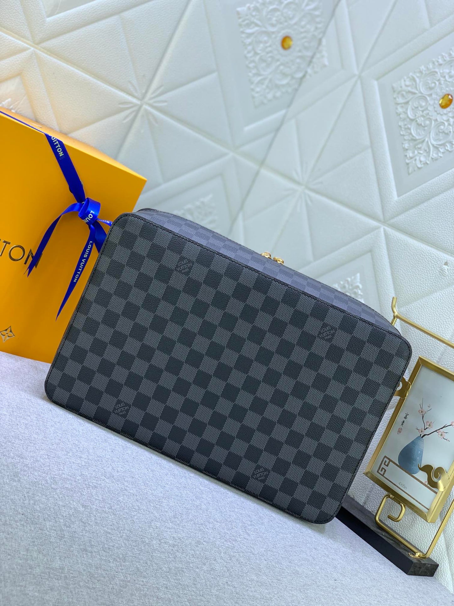 1XE272BDE Stylish leather bag 