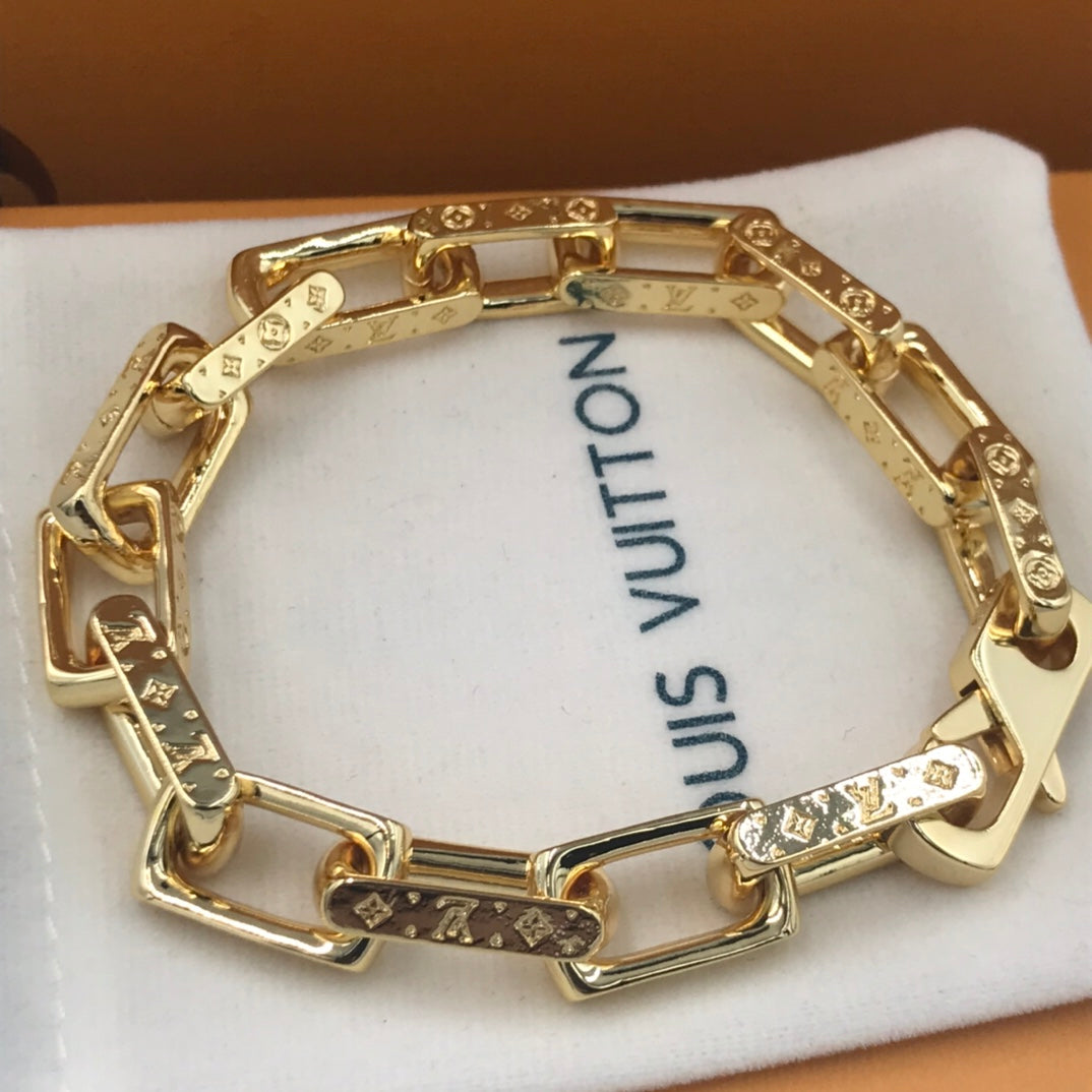 14E412KDE Stylish Bracelets