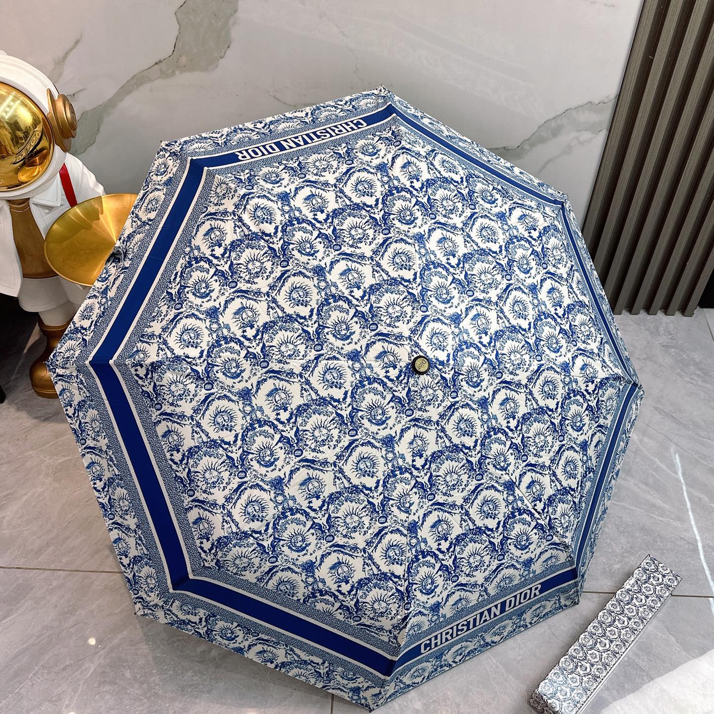 15RD13SDE Stylish UV resistant umbrella