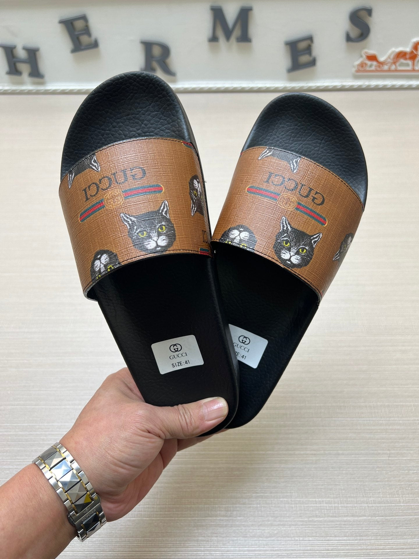 5WB239ZDE Stylish Slippers
