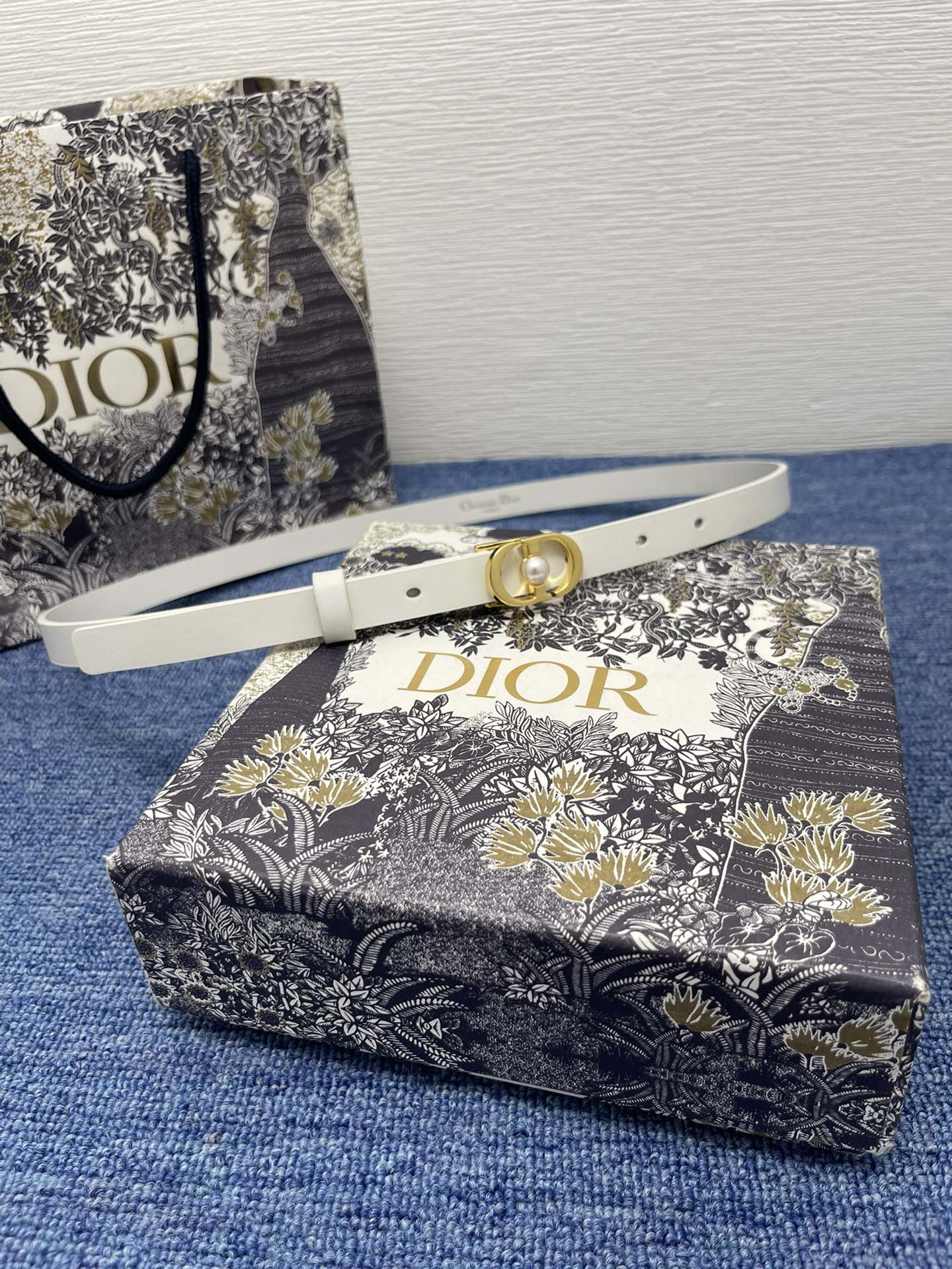 155RD198PDE Stylish  High quality belt With full package