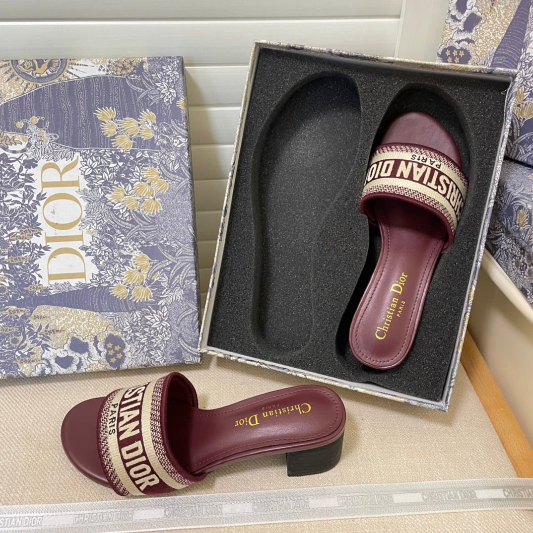14D64ZDE Stylish sandals
