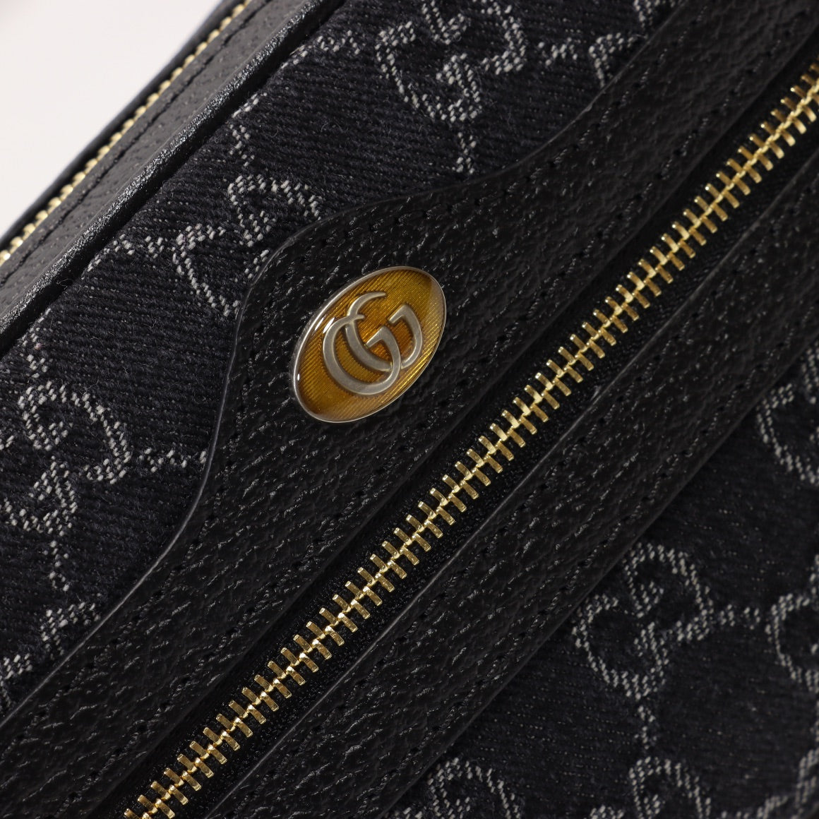 XB18BDE Stylish leather bag 