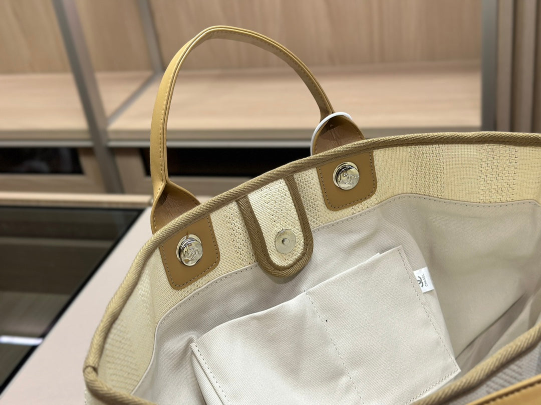 6XC137BDE Stylish canvas bag