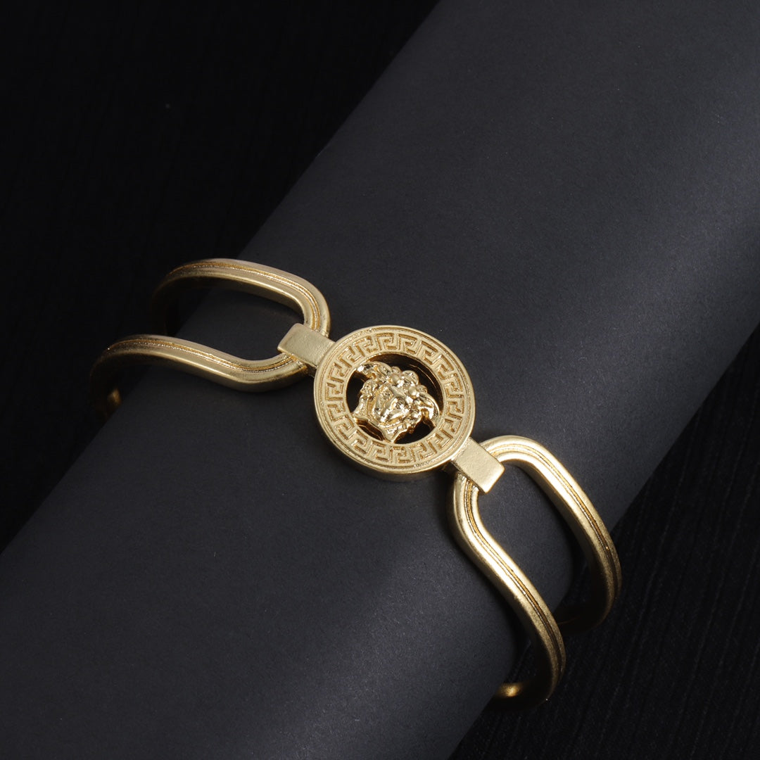 14V316KDE Stylish Bracelets