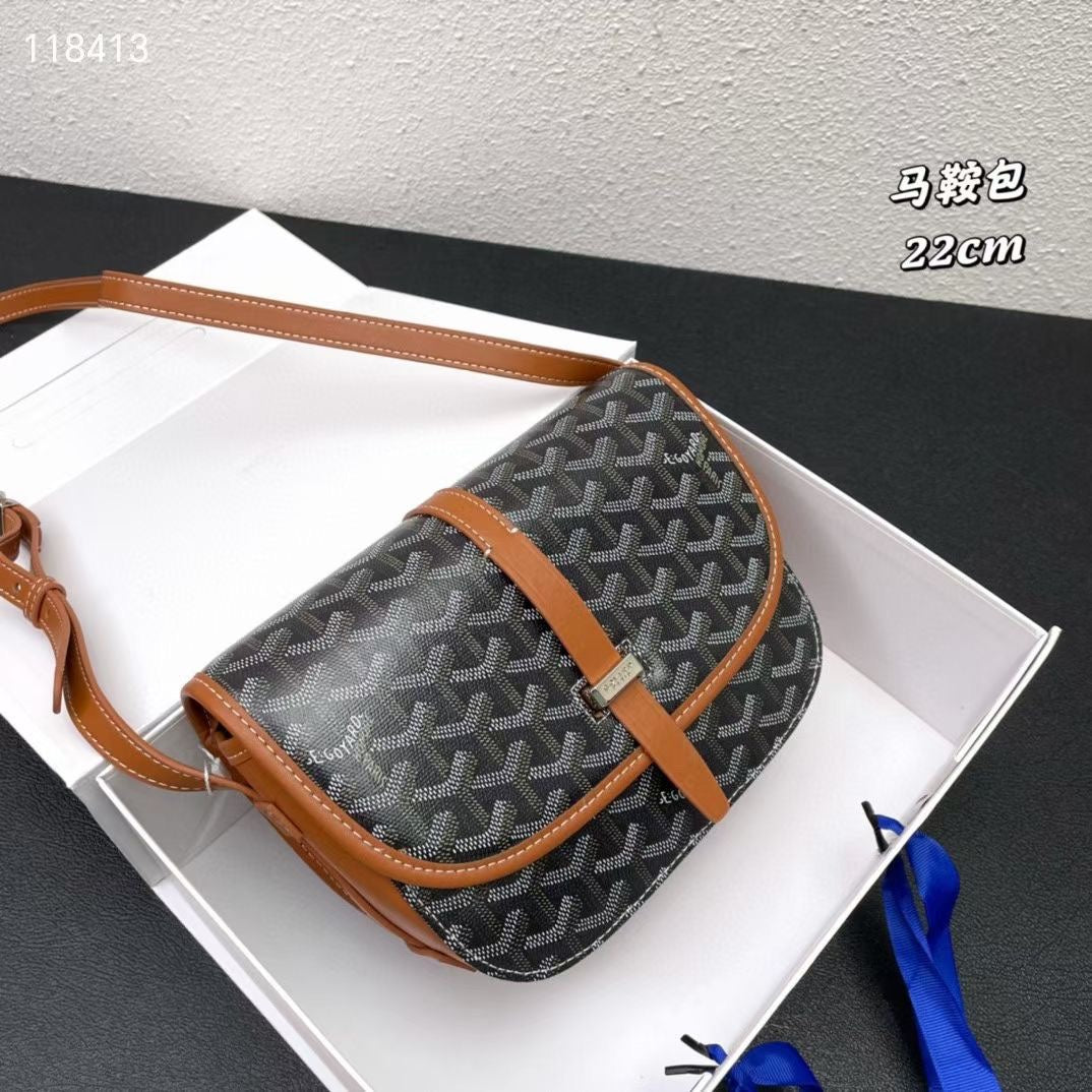 165RA7BDE Stylish leather bag