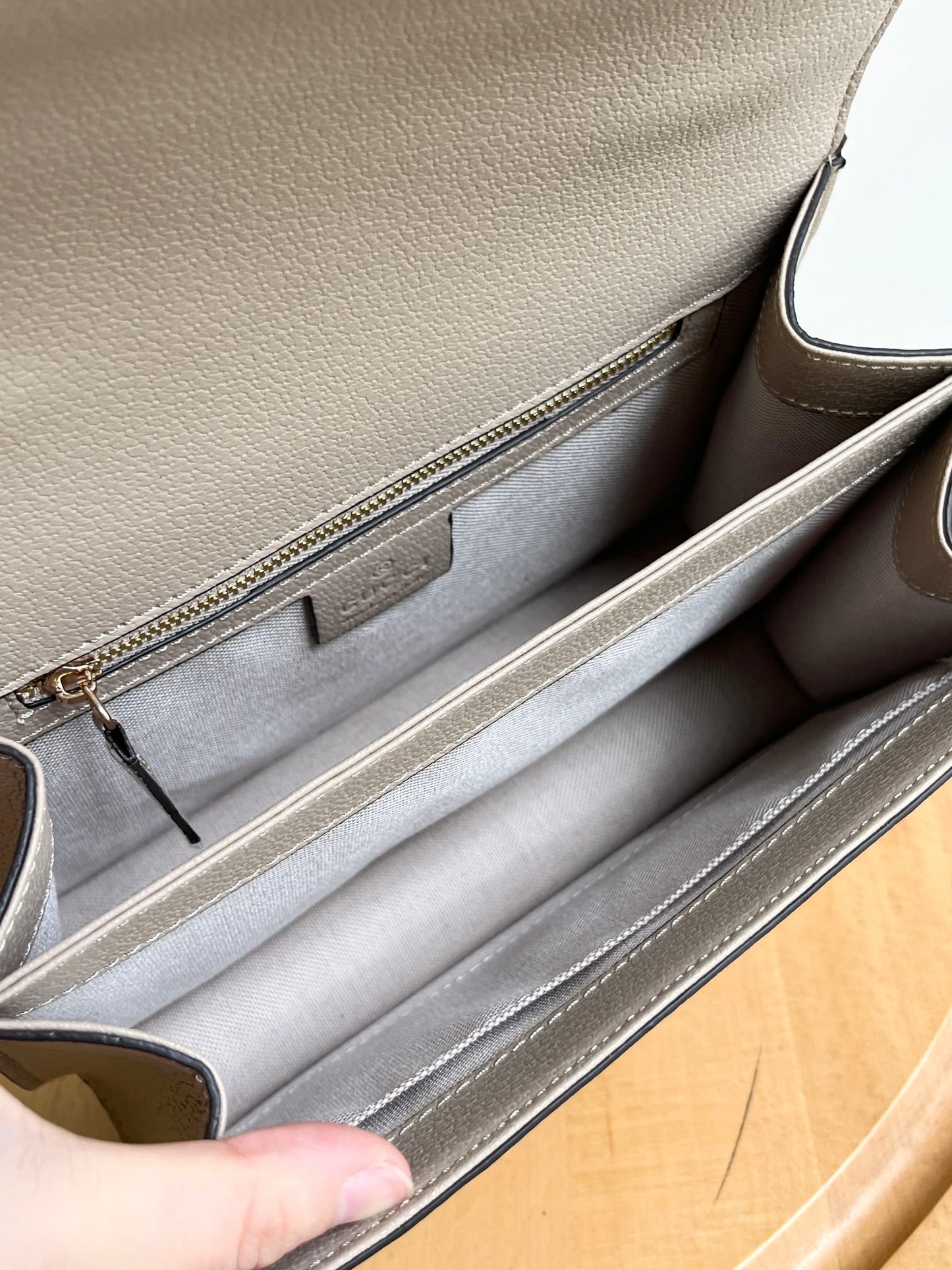 2XB467BDE Stylish leather bag