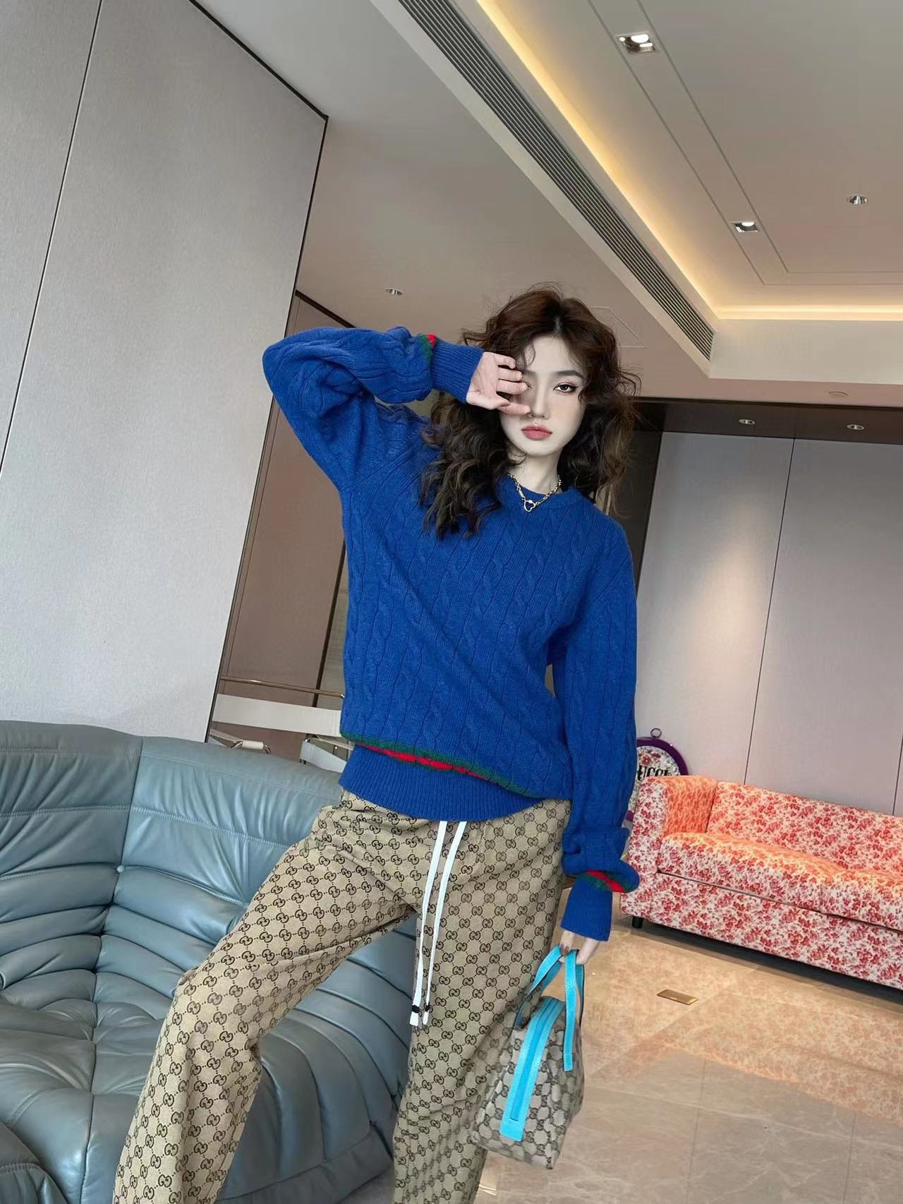 135WB13UDE Stylish Pants