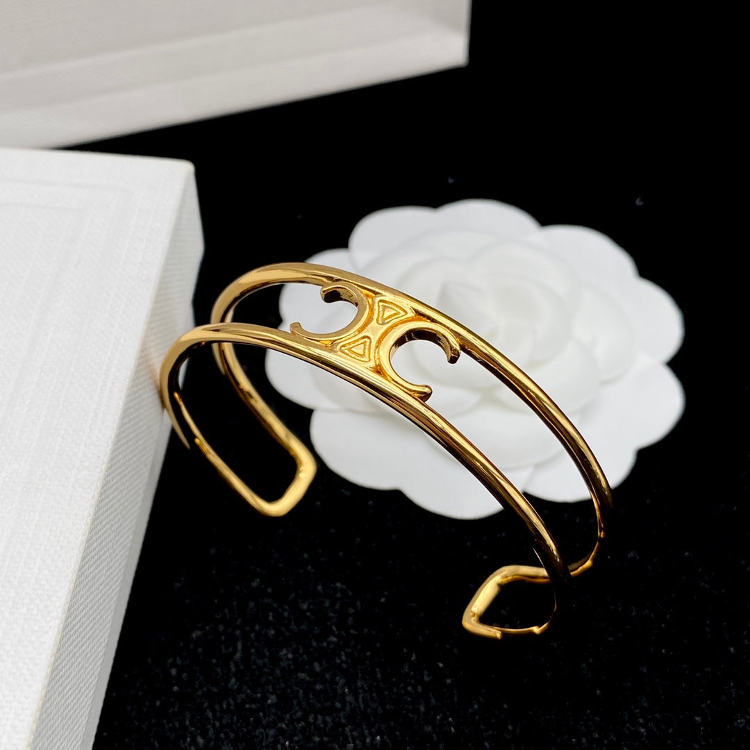 14CL987KDE Stylish Bracelets