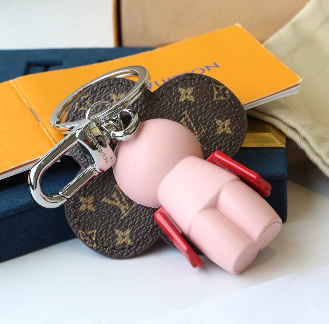 14E67ADE Stylish key closure