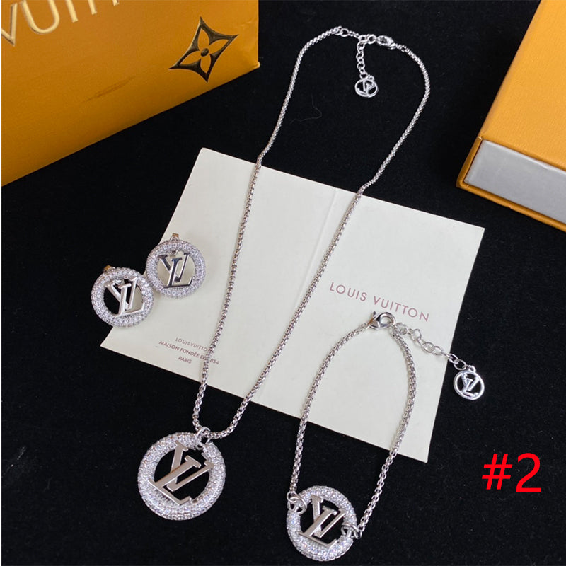 14E556XDE Stylish  Earrings Bracelets Necklaces