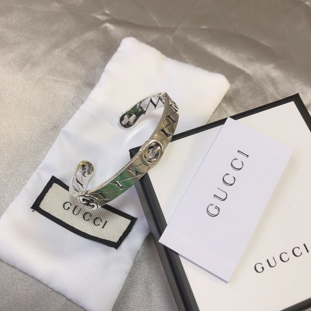 14C342KDE Stylish Bracelets