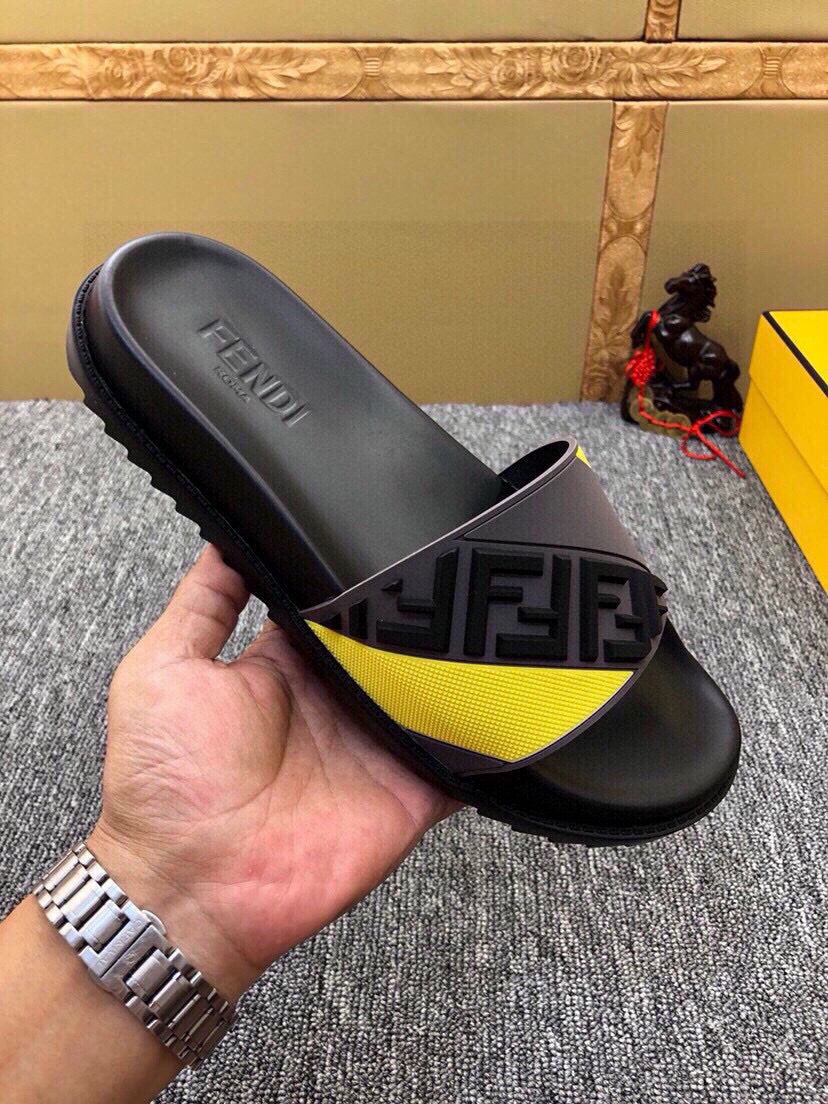 535ZF284ZDE Stylish Slippers