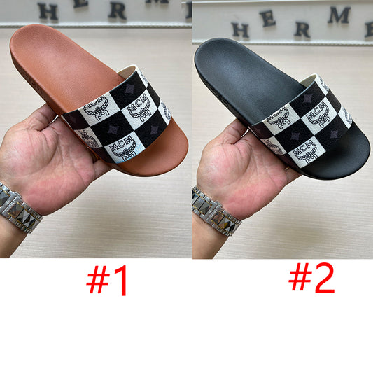 54M44ZDE Stylish slippers