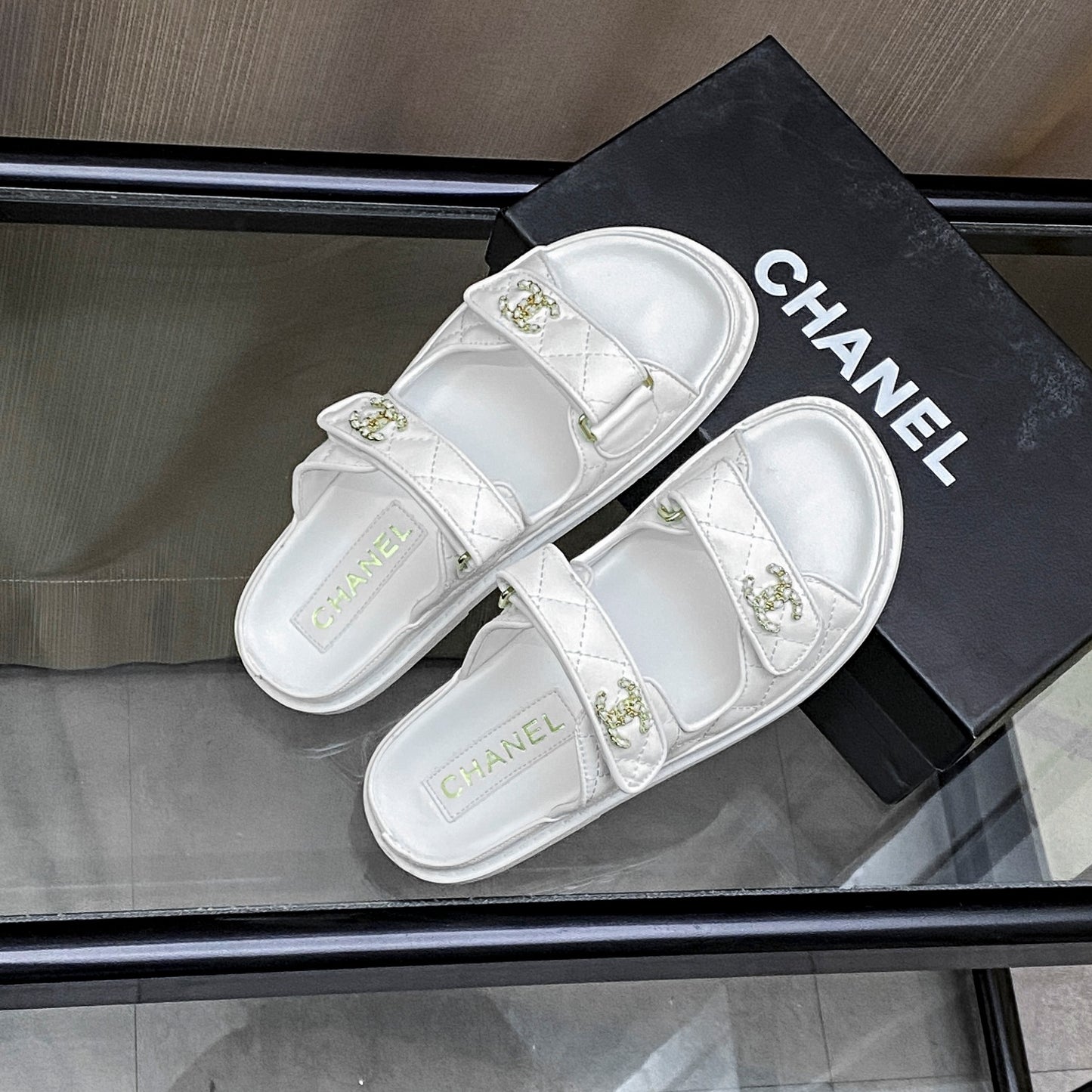 14C75ZDE Stylish Slippers