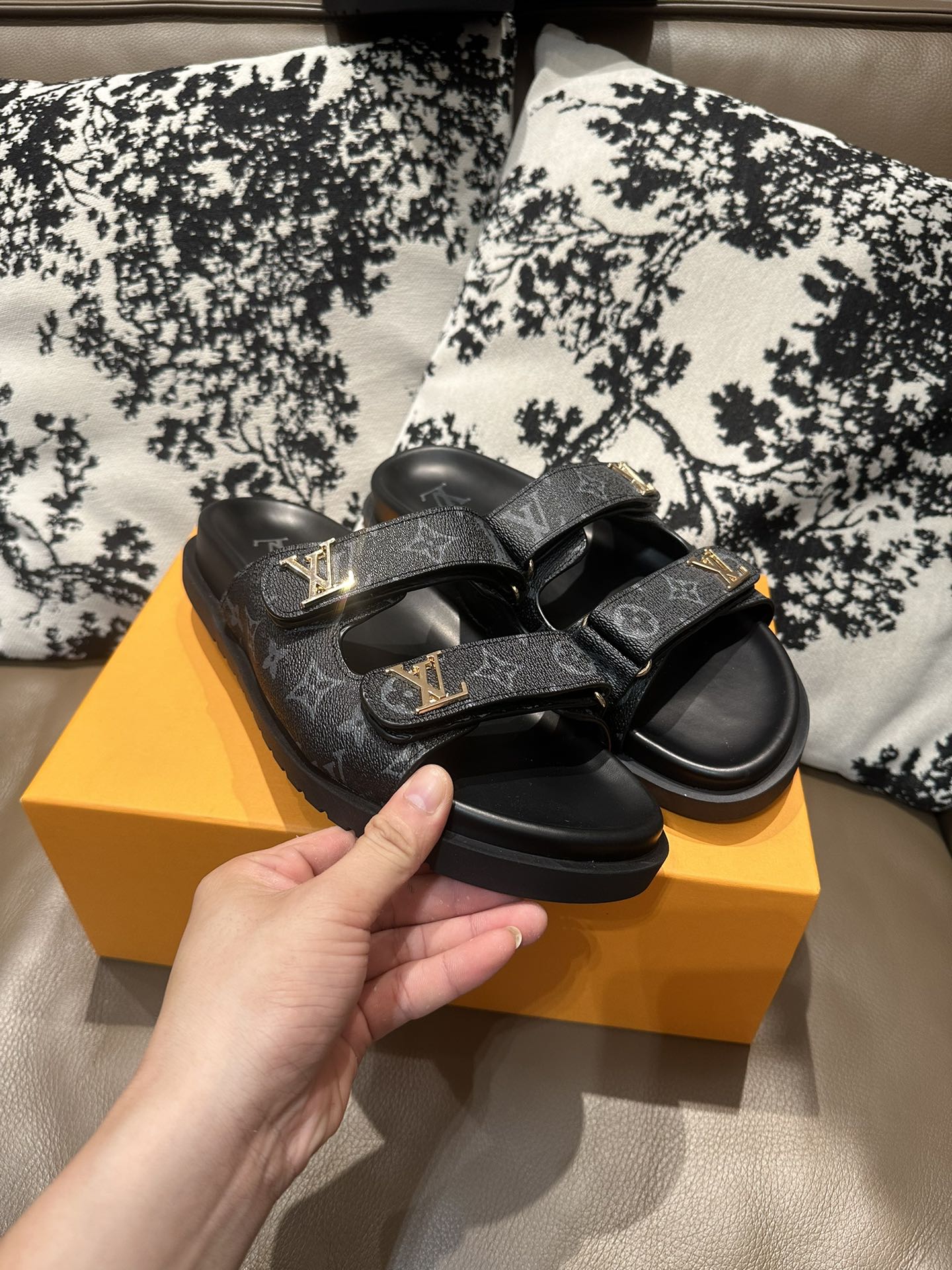 285ZE29ZDE Stylish leather Shoes