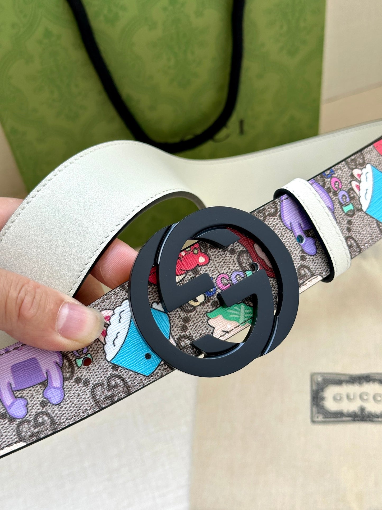 155RB208PDE Stylish  High quality belt With full package