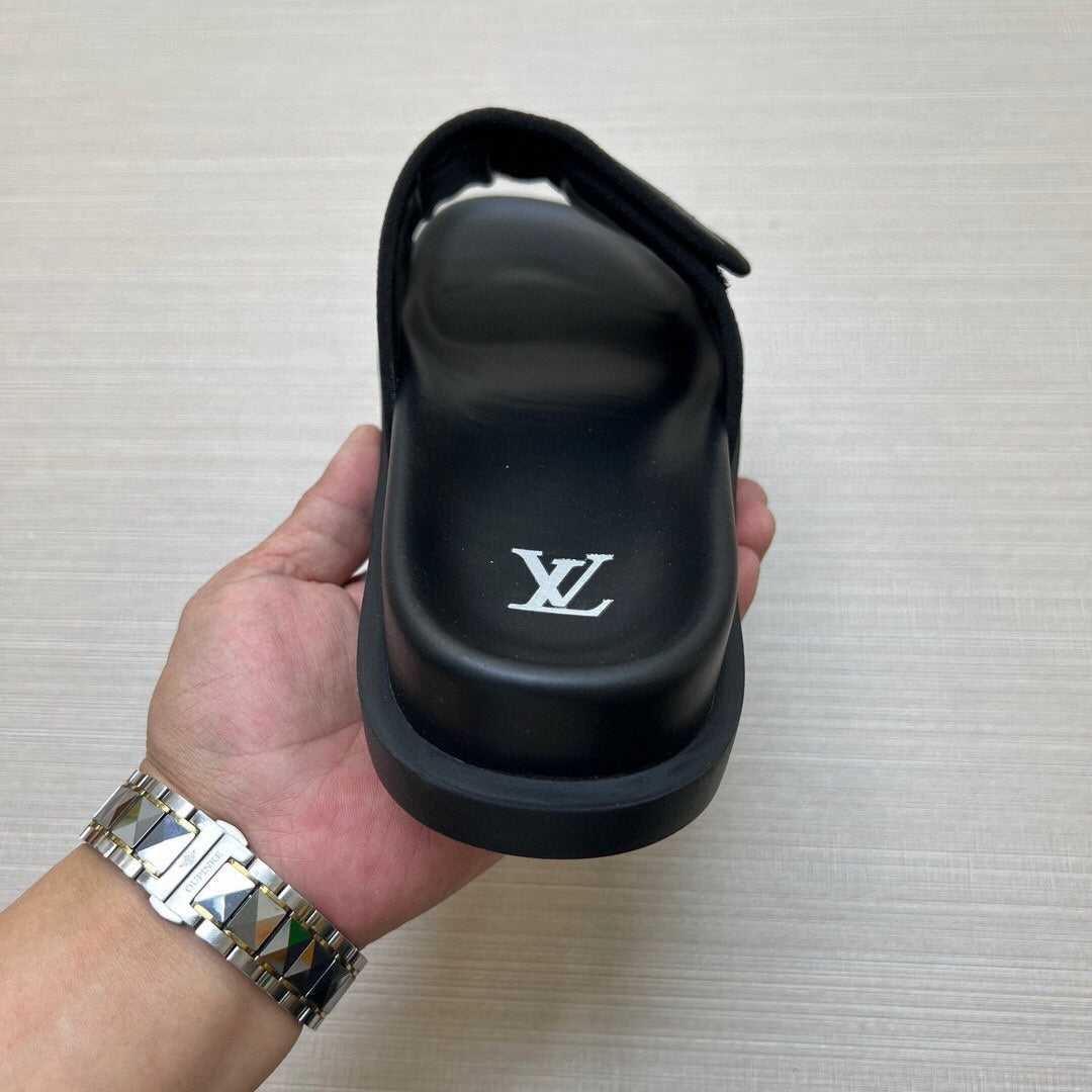 5WE245ZDE Stylish Slippers