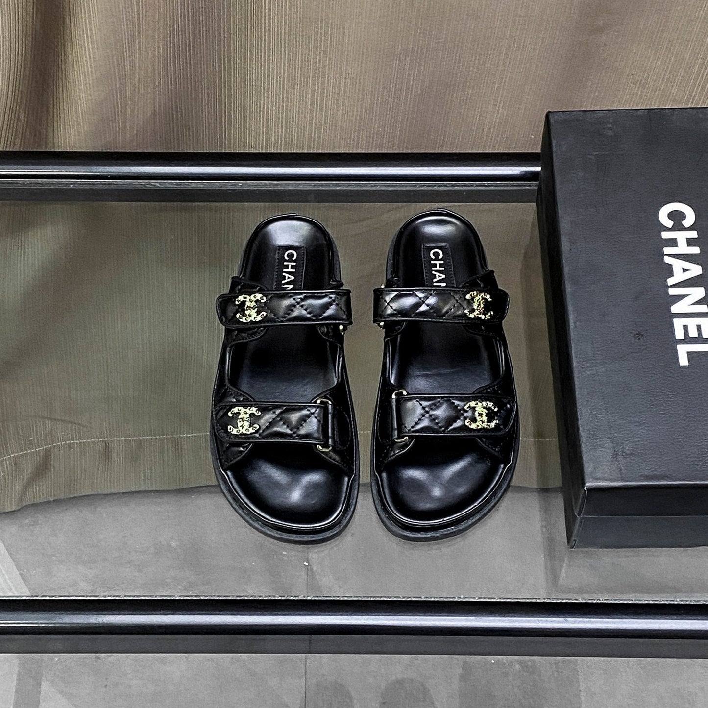 14C75ZDE Stylish Slippers