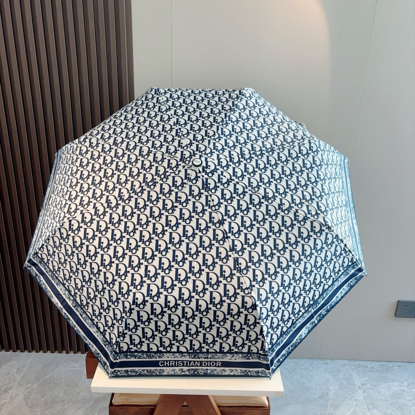 15RD26SDE Stylish UV resistant umbrella